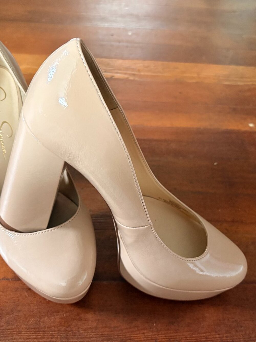 Jessica Simpson Platform Pumps 9.5